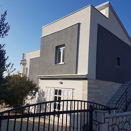 Allegro Apartments Novalja Exterior photo